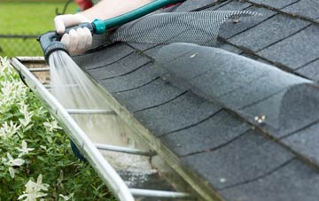 Totton gutter cleaning costs